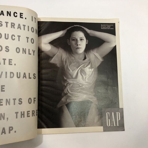 INTERVIEW Magazine, TIM ROBBINS, Sonic Youth, Martha Stewart, LYPSINKA August 92 - Picture 6 of 15